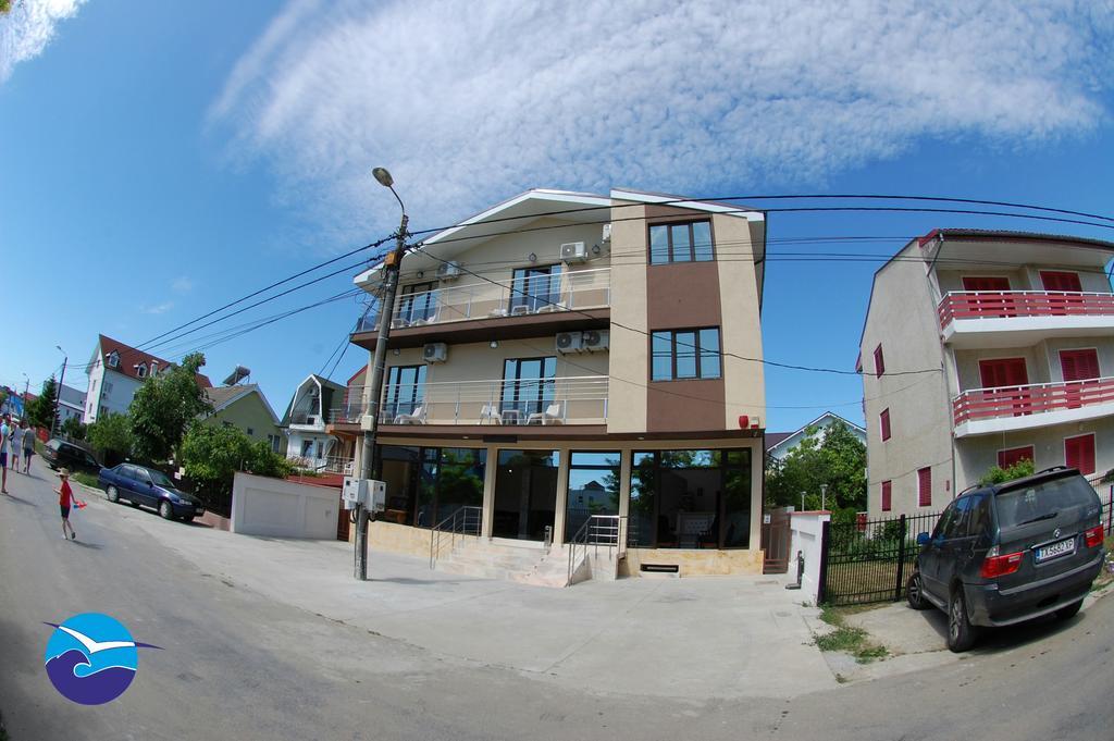 Razvan Holiday Costinești Kültér fotó