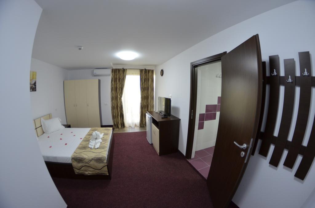 Razvan Holiday Costinești Kültér fotó